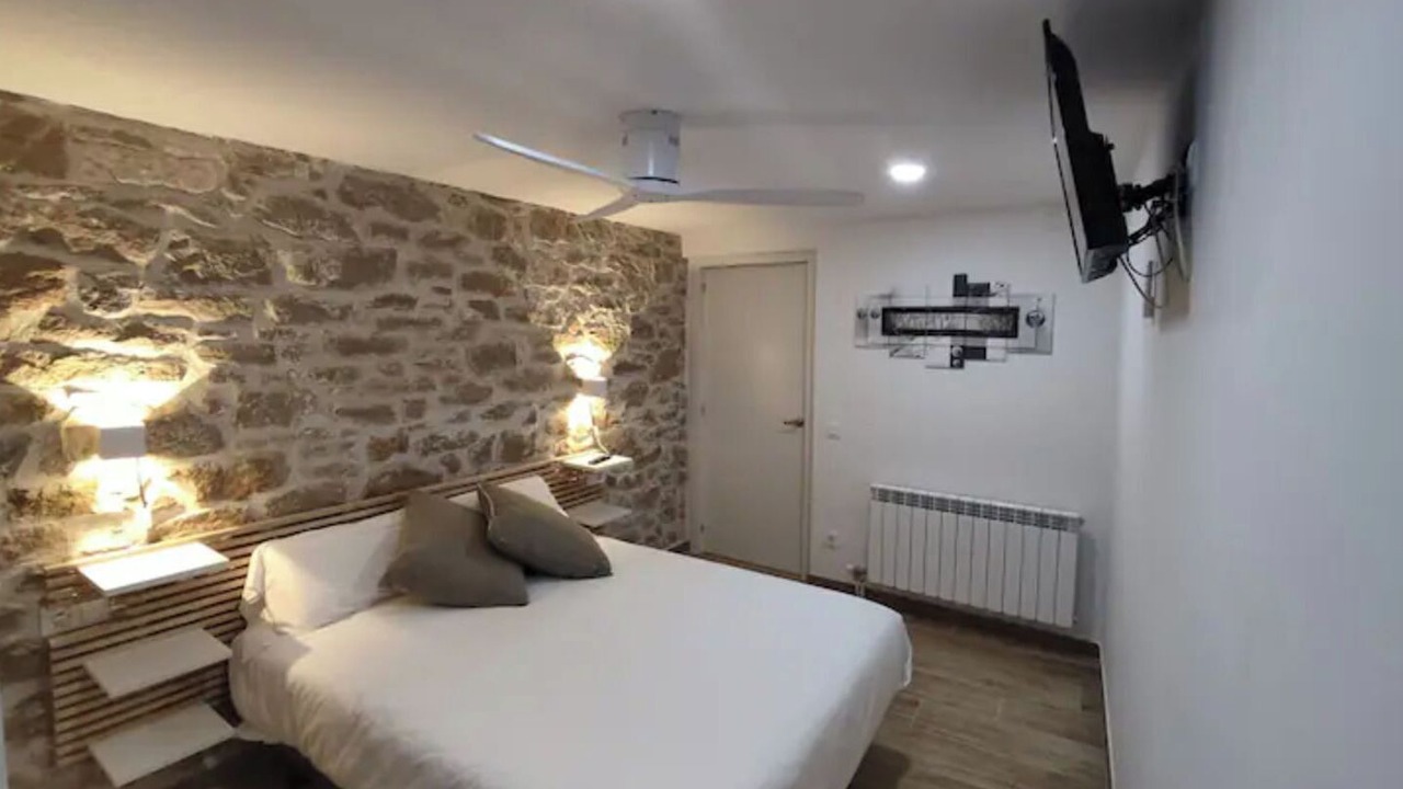 Photo of Bedroom in L'Albages