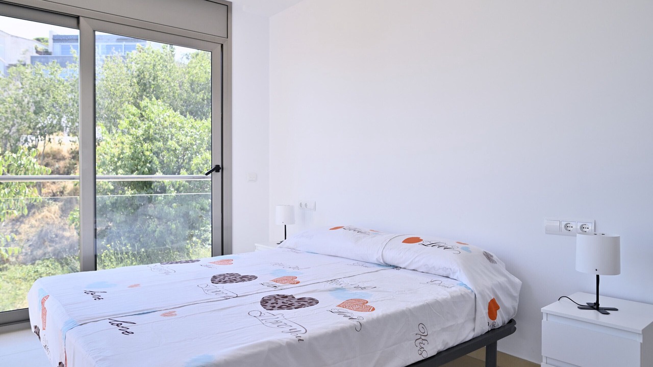 Photo of Bedroom in Llanca