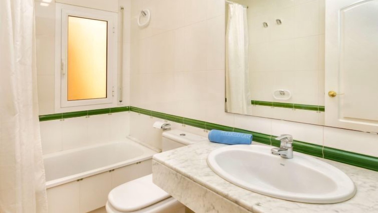 Photo of Bathroom in Pals