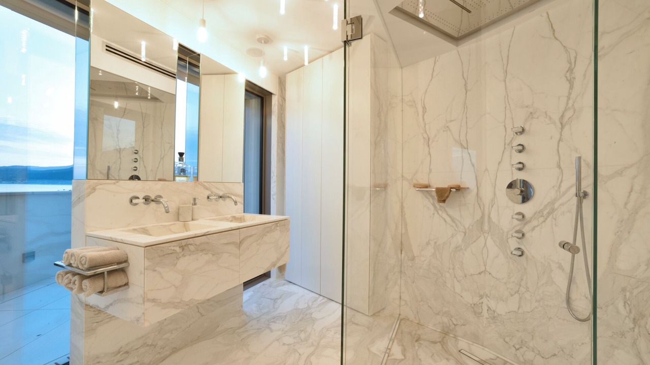 Photo of Bathroom in Lavina