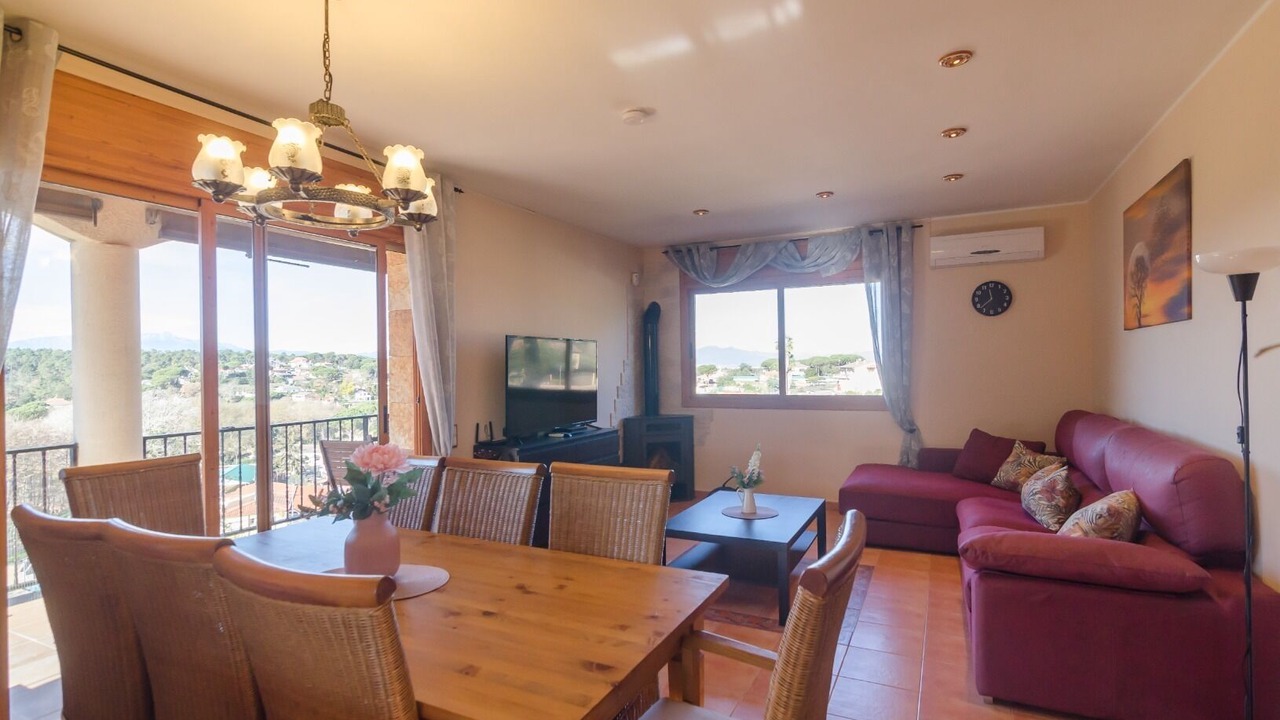 Photo of Livingroom in Mont Barbat