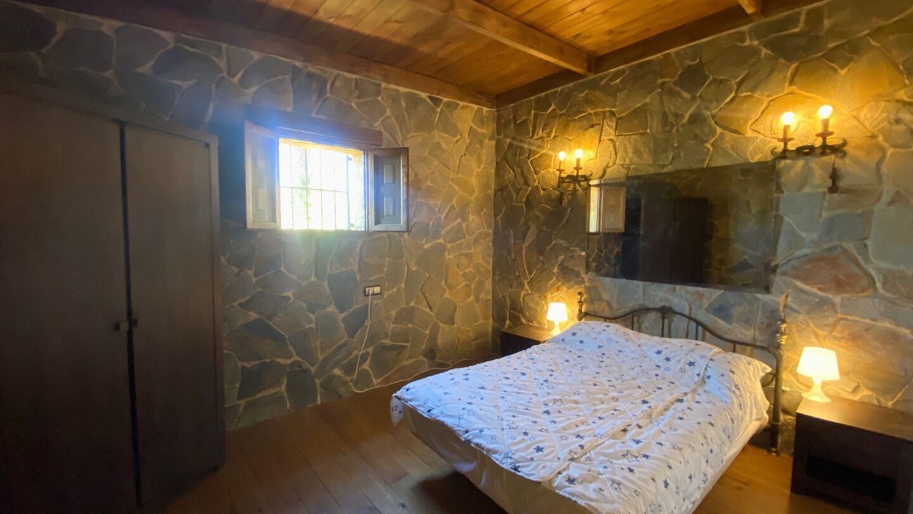 Photo of Bedroom in Mont Barbat