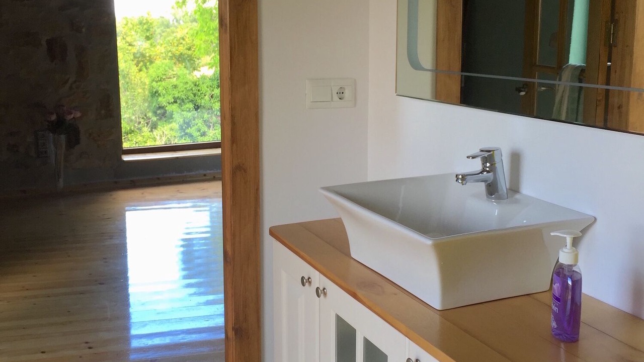 Photo of Bathroom in Valderredible