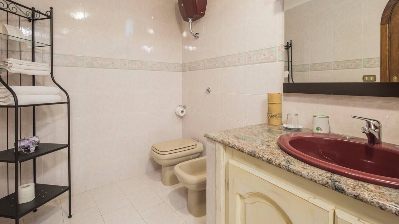 Photo of Bathroom in Montepertuso