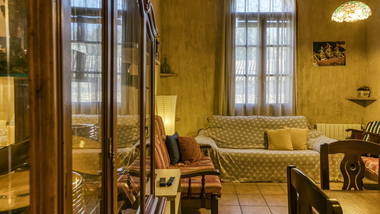 Photo of Livingroom in Serinya