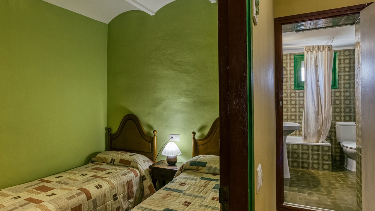 Photo of Bedroom in Serinya