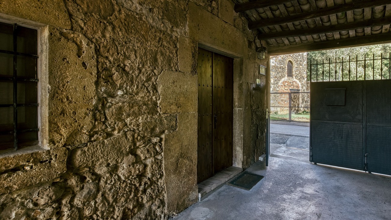 Photo of Outdoor in Serinya