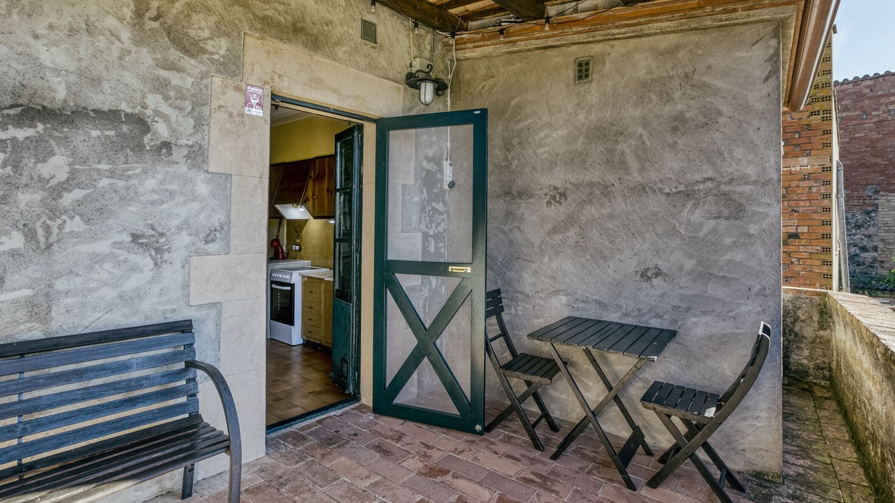 Photo of Outdoor in Serinya