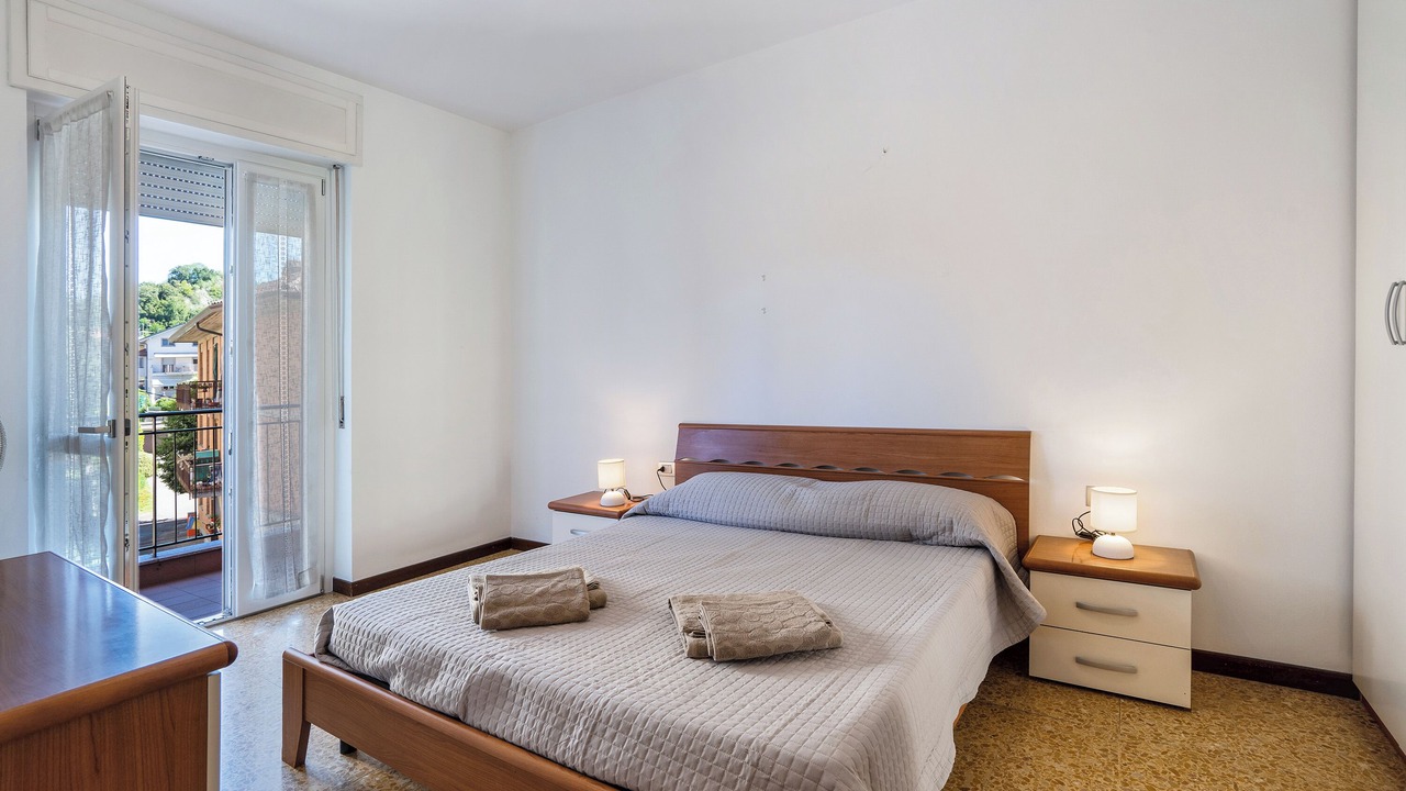 Photo of Bedroom in Angera