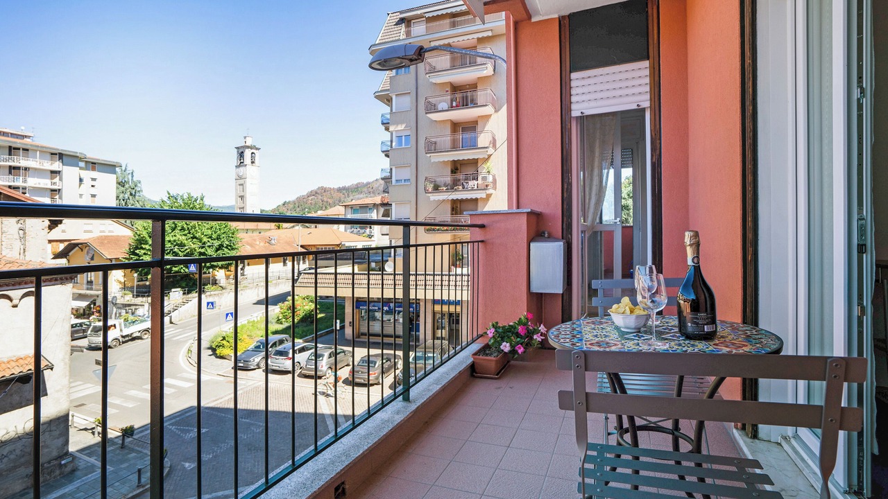 Photo of Outdoor in Angera