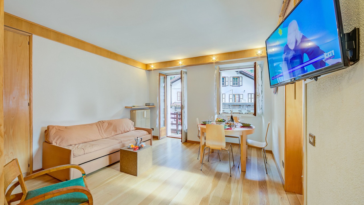 Photo of Livingroom in Staffa