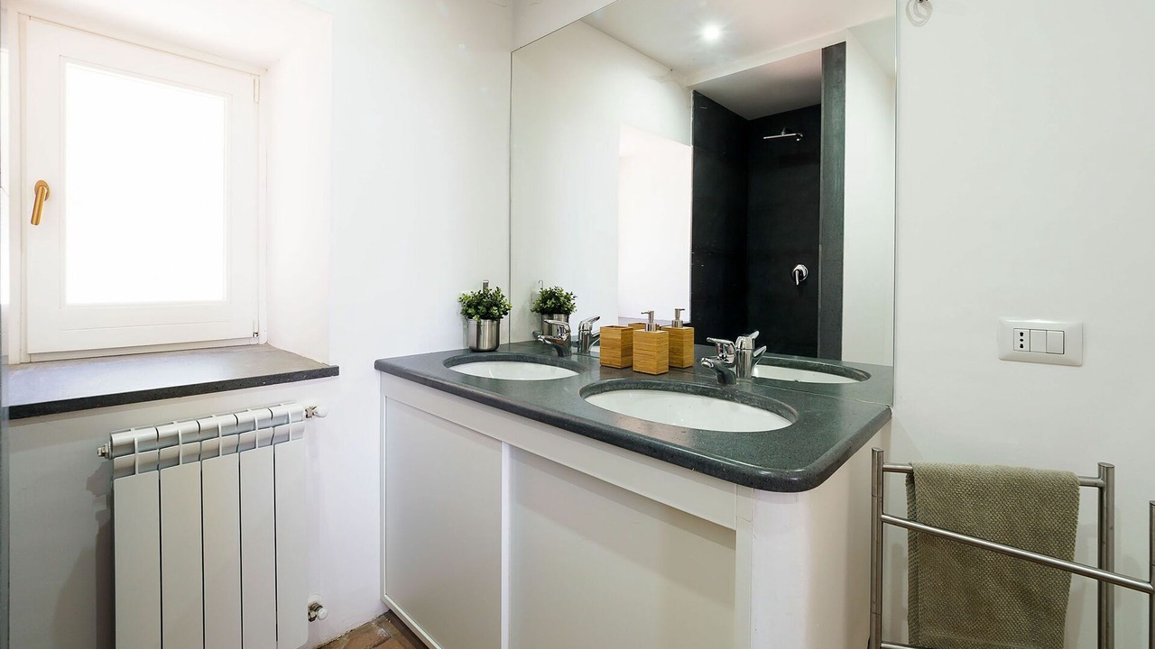 Photo of Bathroom in Rovittello