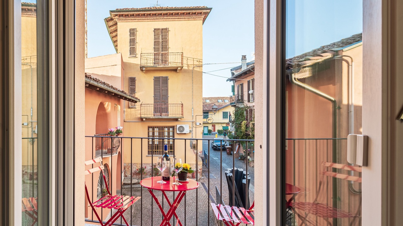 Photo of Others in Barolo