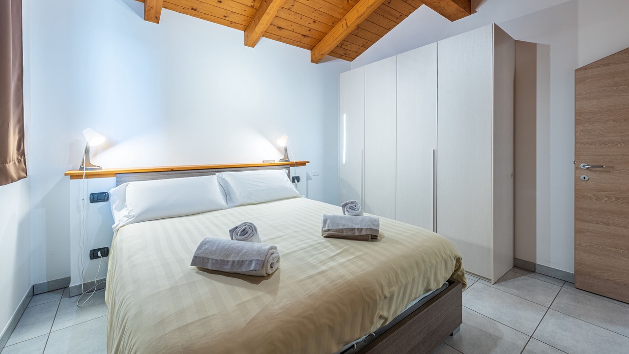 Photo of Bedroom in Barolo