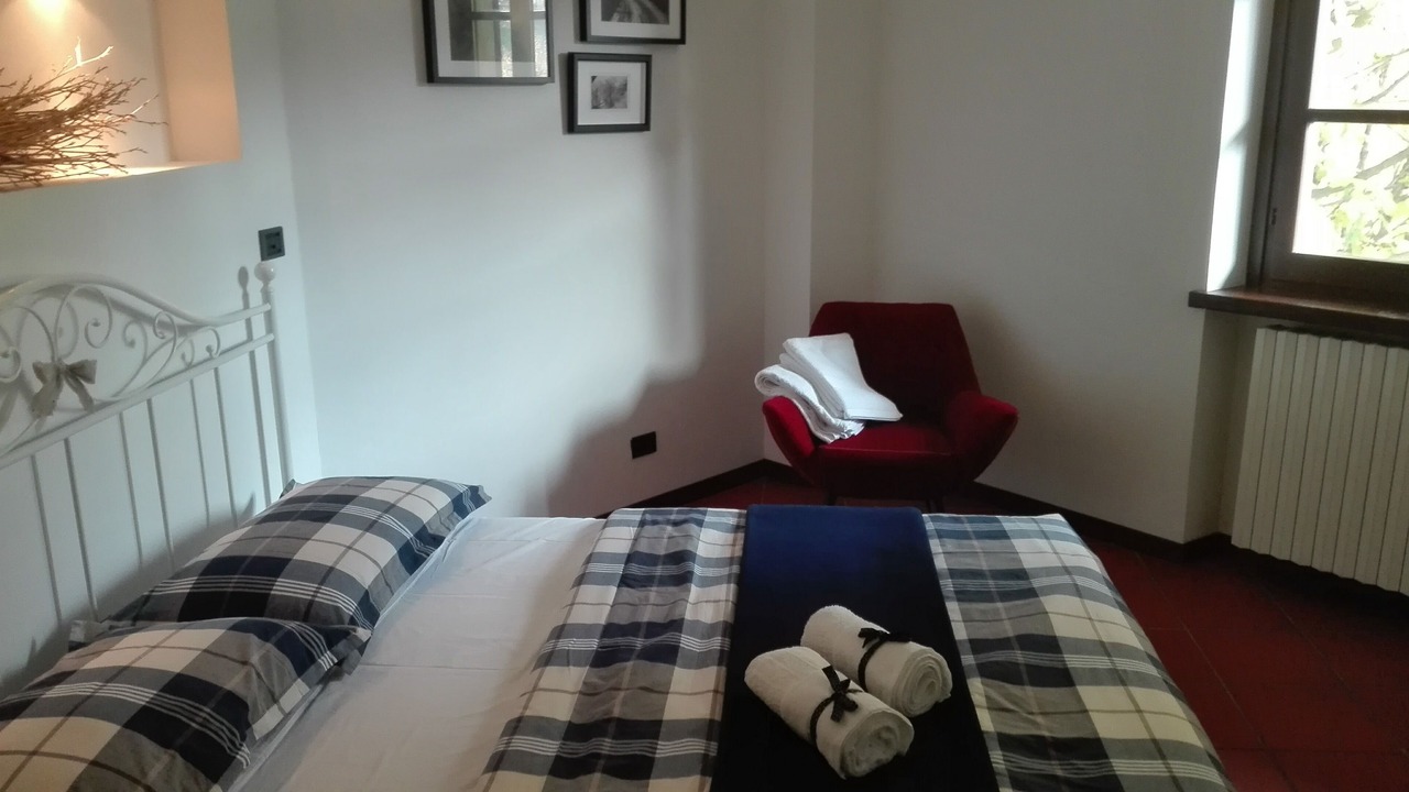 Photo of Bedroom in Barbaresco