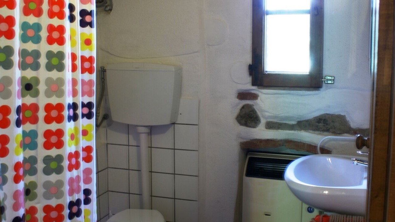 Photo of Bathroom in Toiano