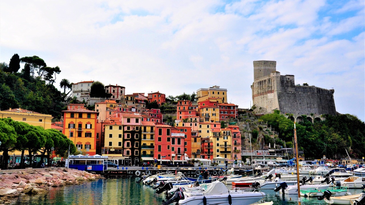 Photo of Others in Ameglia
