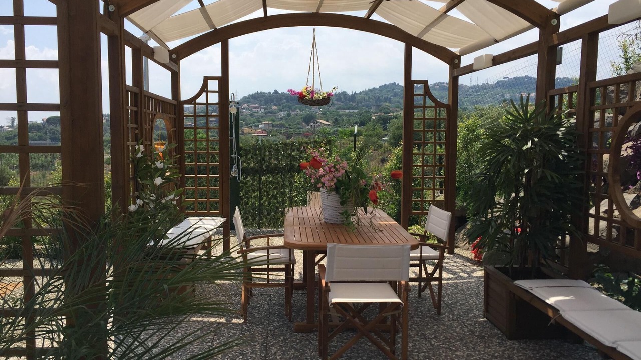 Photo of Outdoor in Vampolieri I