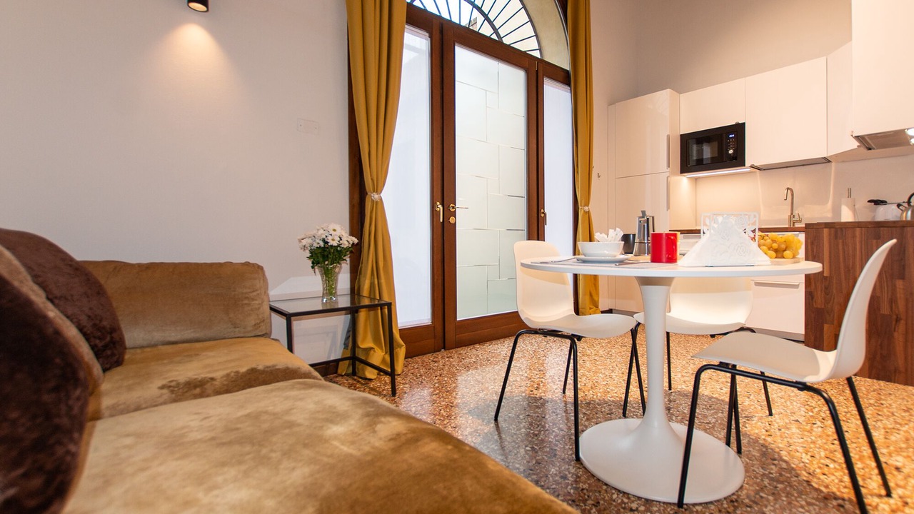 Photo of Livingroom in Historic Centre