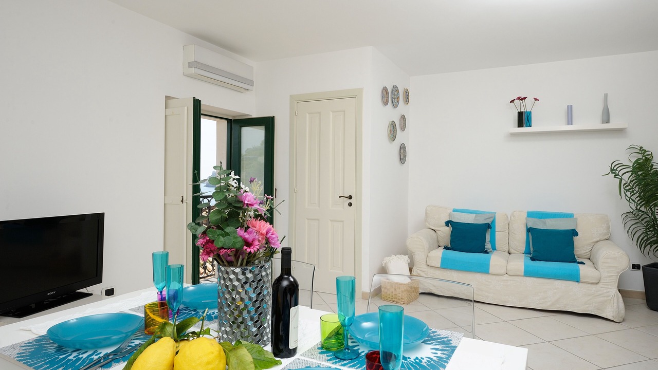 Photo of Livingroom in Minori
