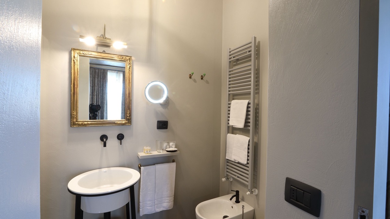 Photo of Bathroom in Barolo