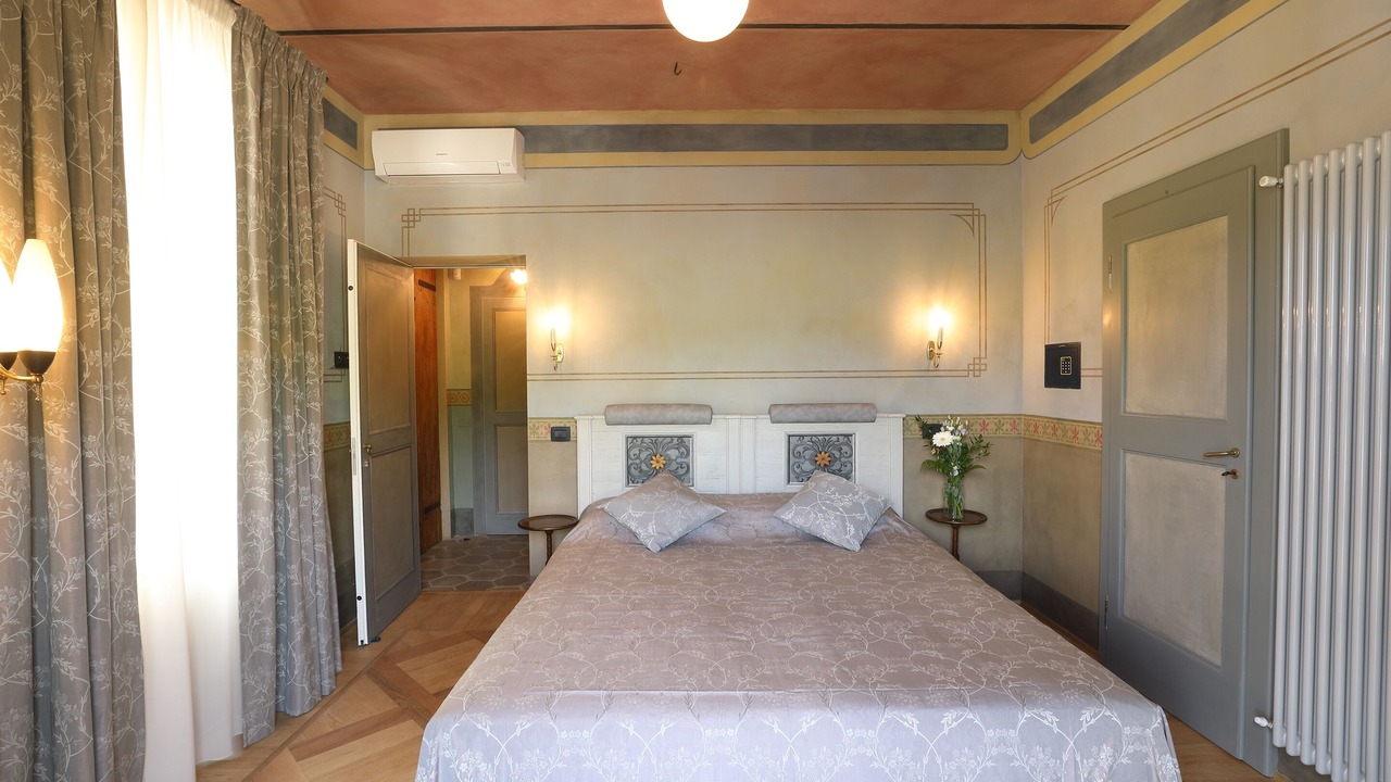 Photo of Bedroom in Barolo