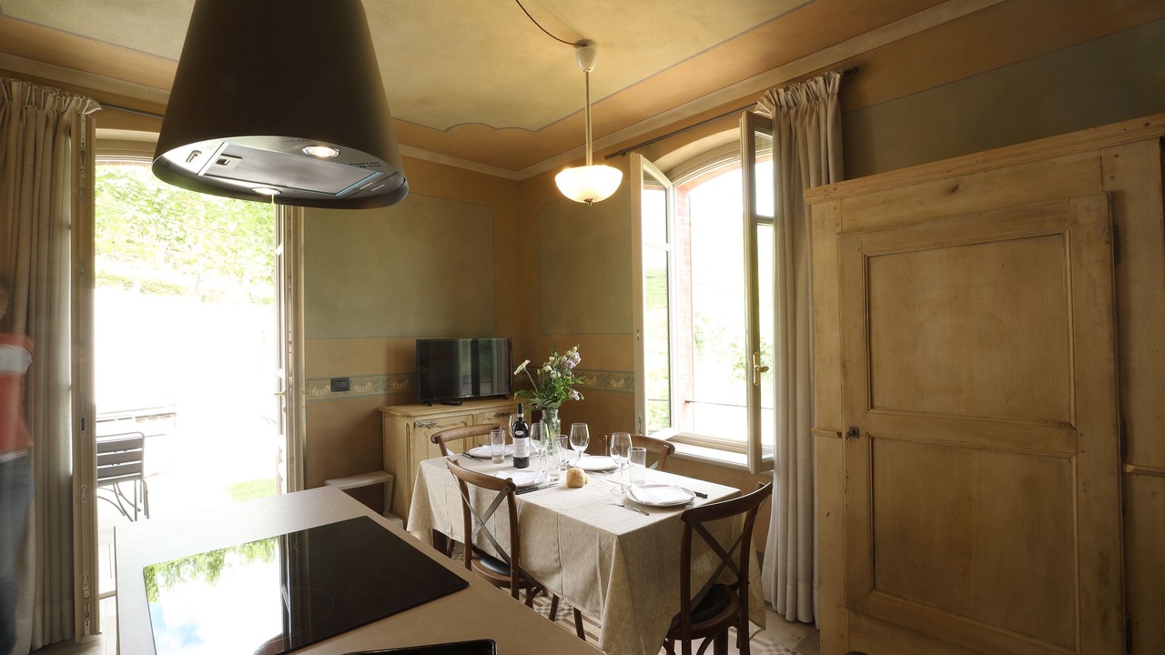Photo of Others in Barolo