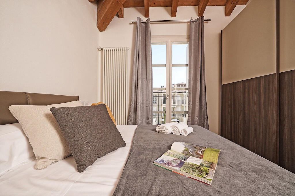 Photo of Bedroom in Toscolano Maderno