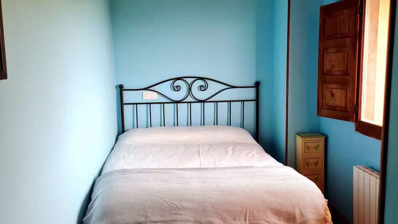 Photo of Bedroom in Pechon
