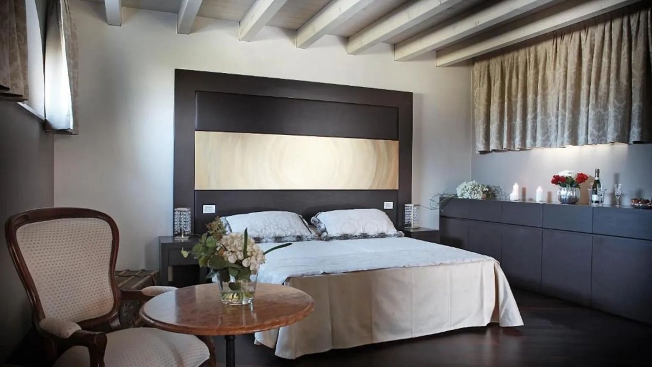 Photo of Bedroom in Toscolano Maderno