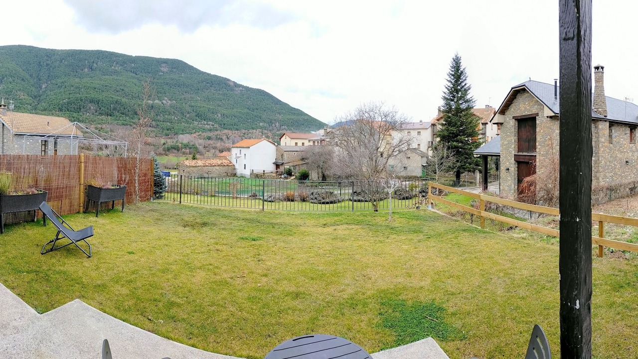 Photo of Outdoor in Gavin