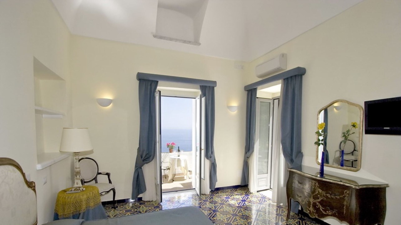 Photo of Bedroom in Vettica