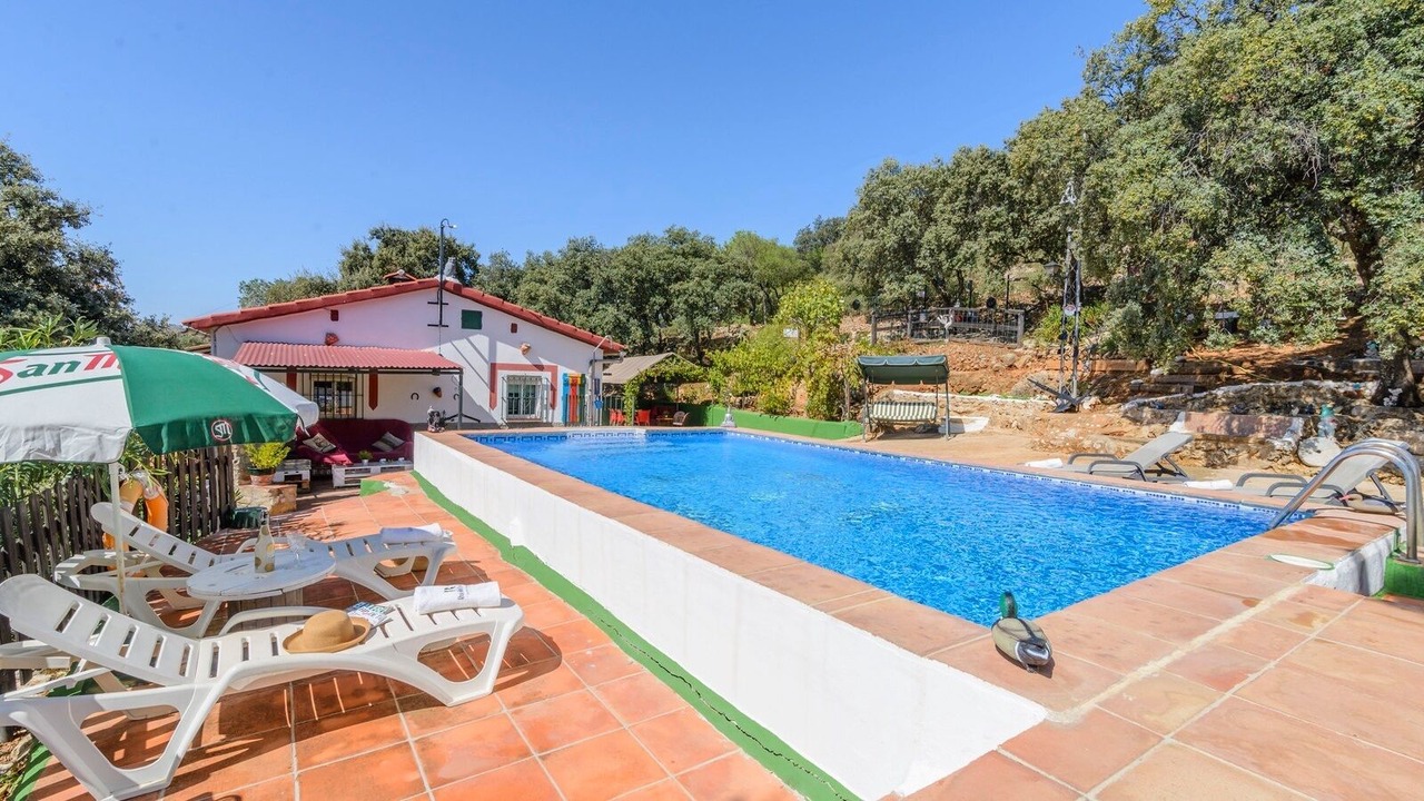 Photo of Outdoor in Alpandeire