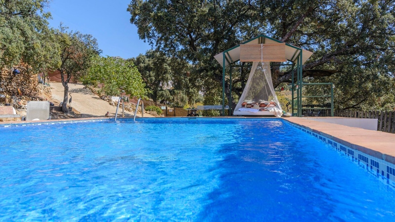 Photo of Outdoor in Alpandeire