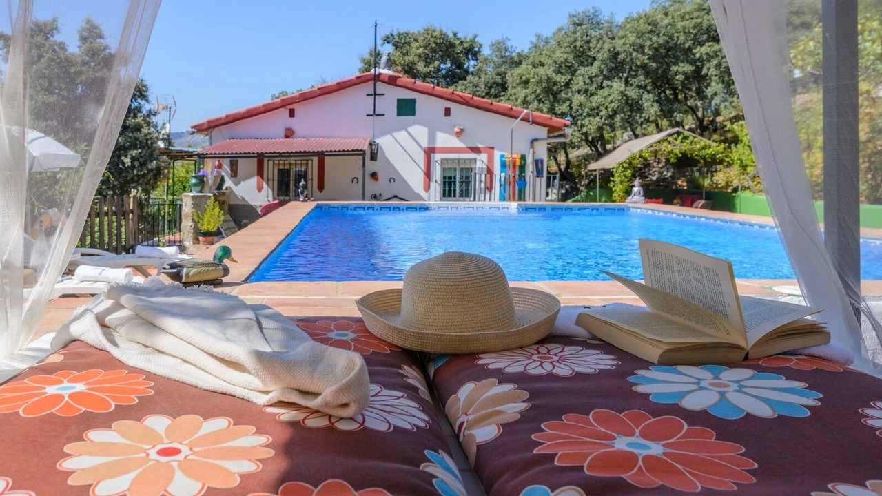 Photo of Outdoor in Alpandeire