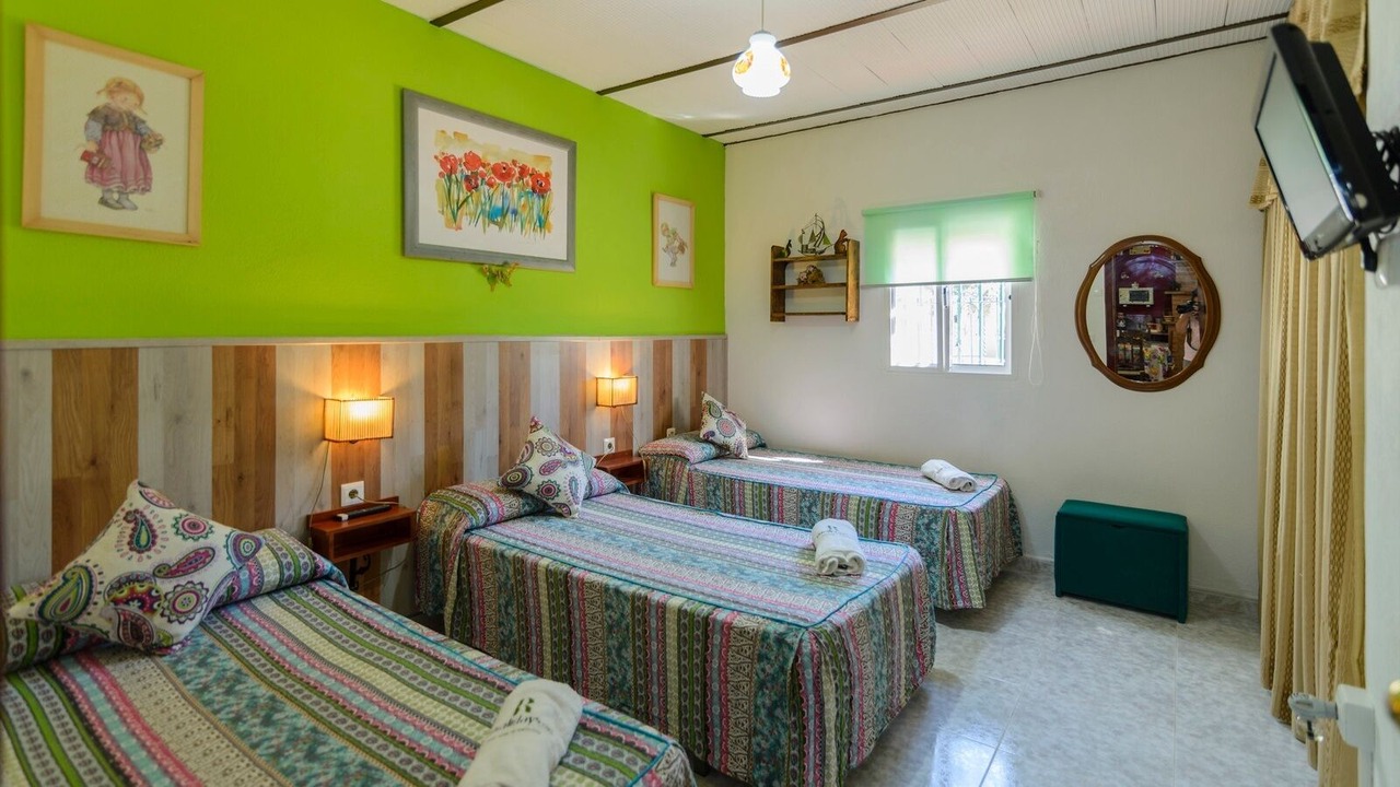 Photo of Bedroom in Alpandeire