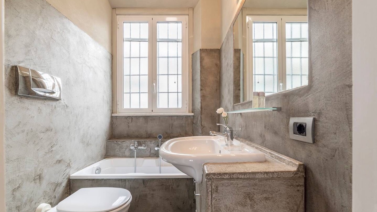 Photo of Bathroom in Rione IV Campo Marzio