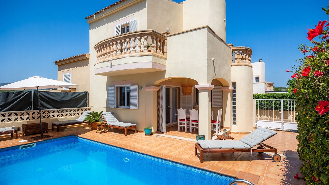 Photo of Outdoor in Cala Mandia