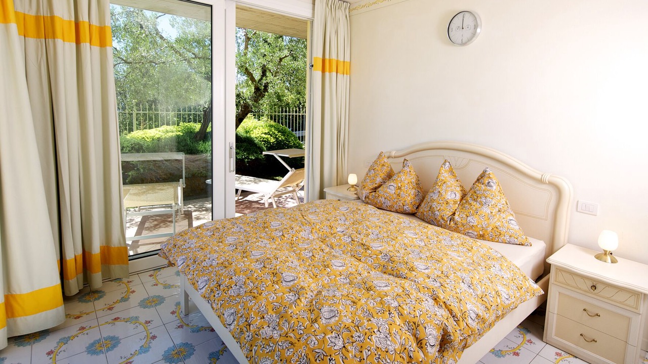 Photo of Bedroom in Toscolano Maderno