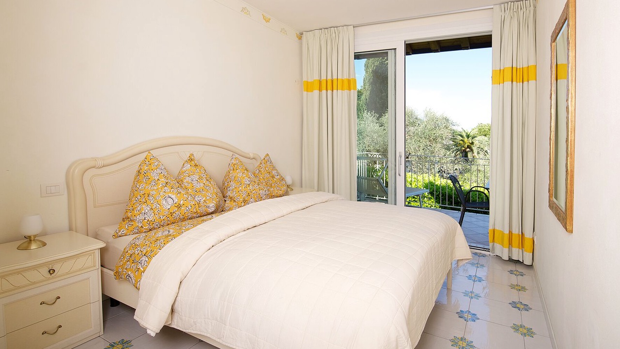 Photo of Bedroom in Toscolano Maderno