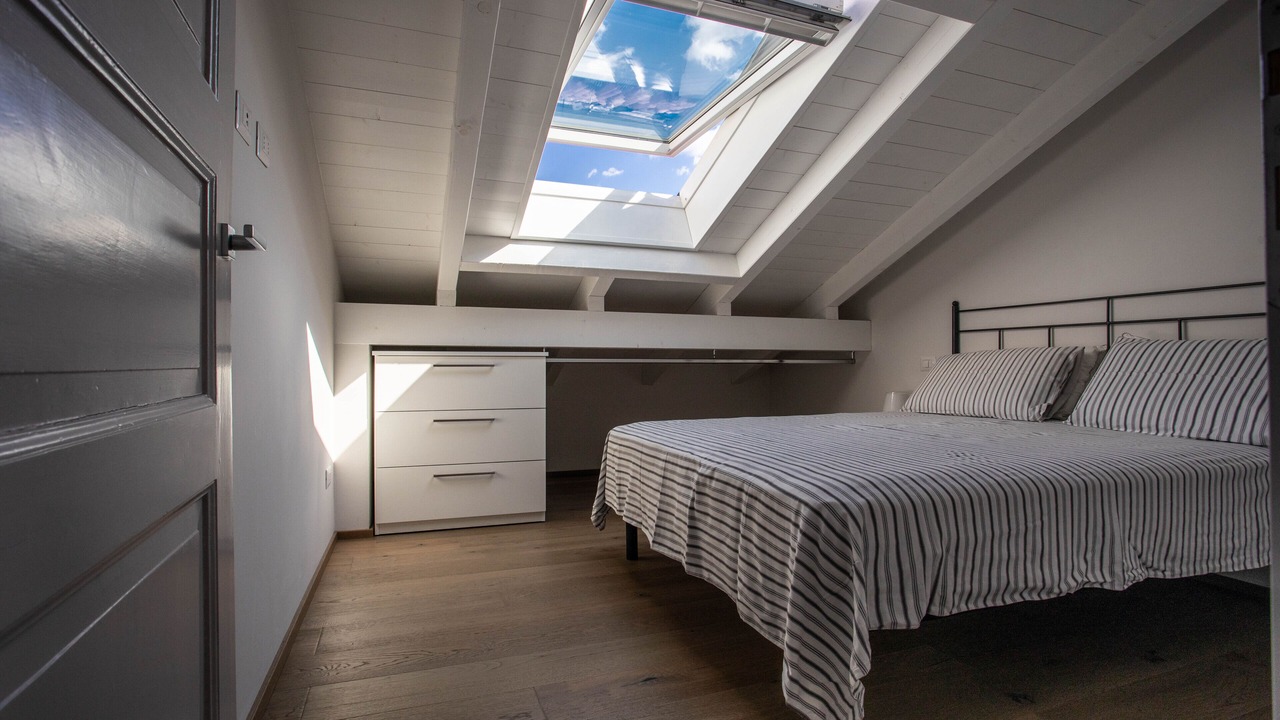 Photo of Bedroom in Belgirate