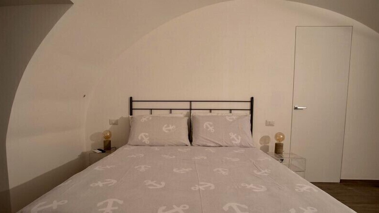 Photo of Bedroom in Belgirate