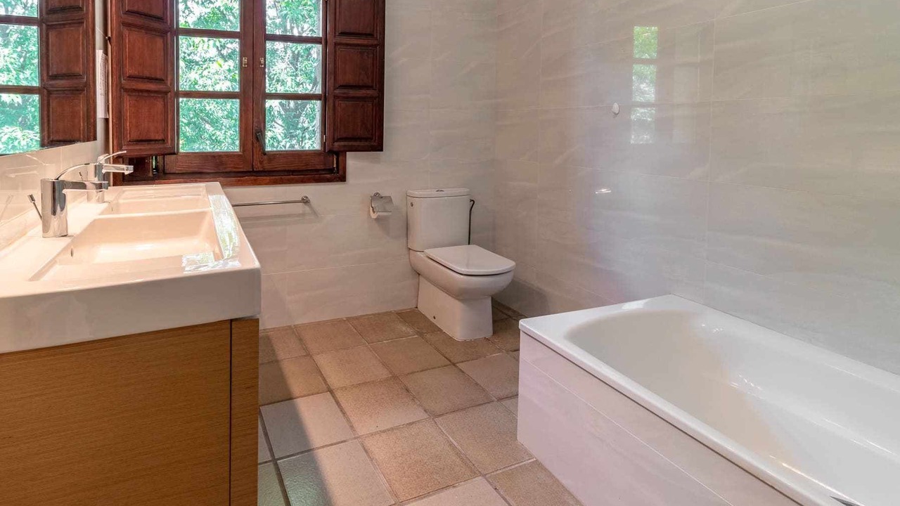Photo of Bathroom in Argelaguer