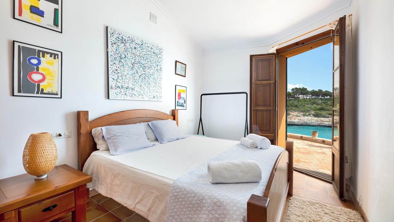 Photo of Bedroom in Cala Mandia