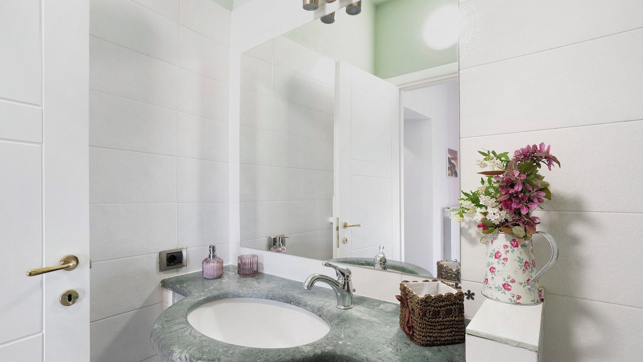 Photo of Bathroom in Arcola