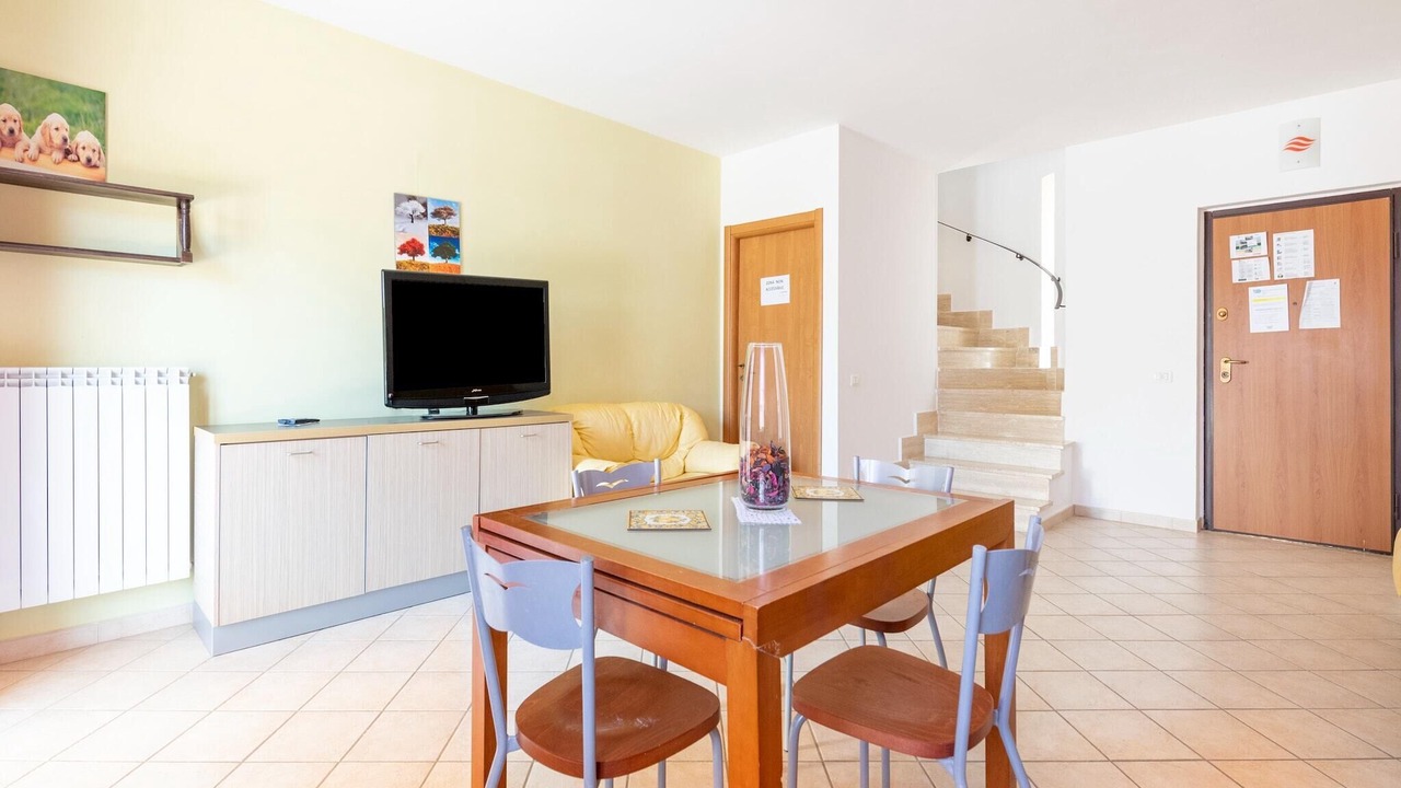 Photo of Livingroom in Laura