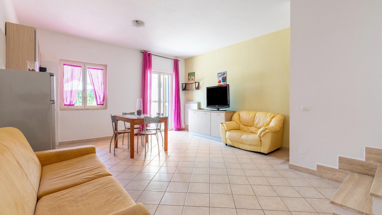 Photo of Livingroom in Laura