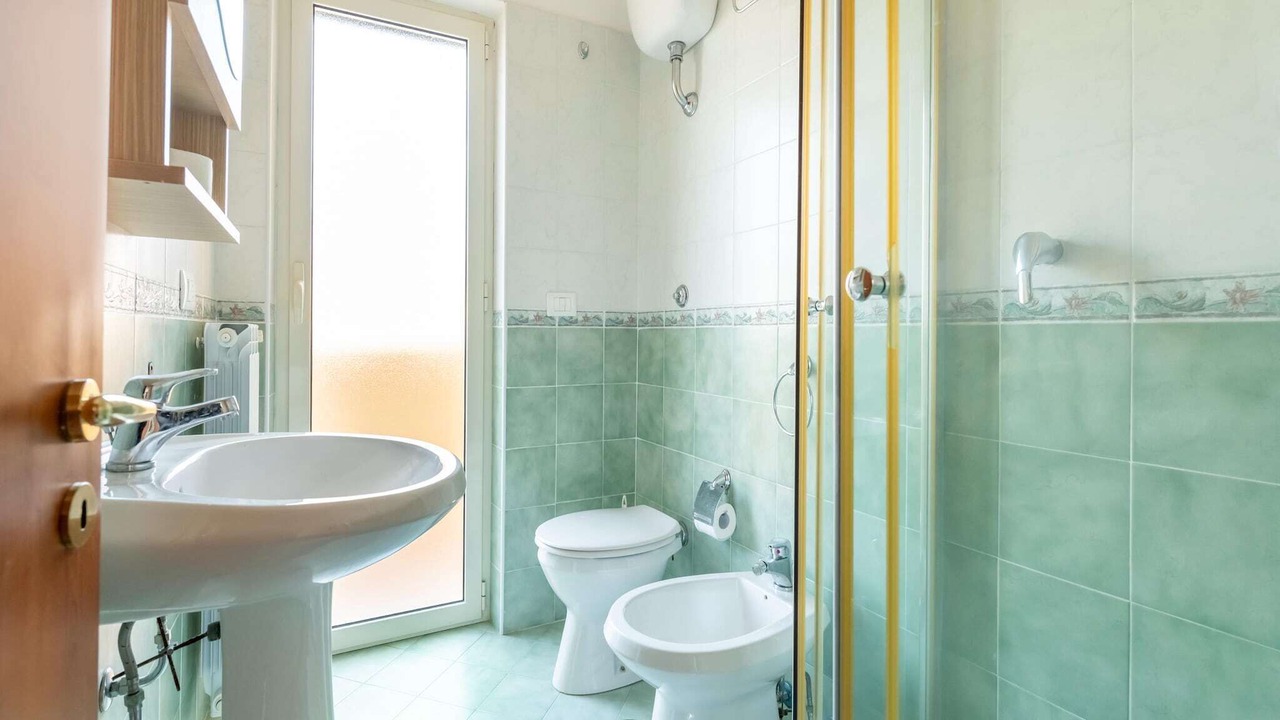 Photo of Bathroom in Laura
