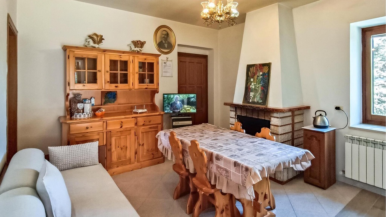 Photo of Bedroom in Preci