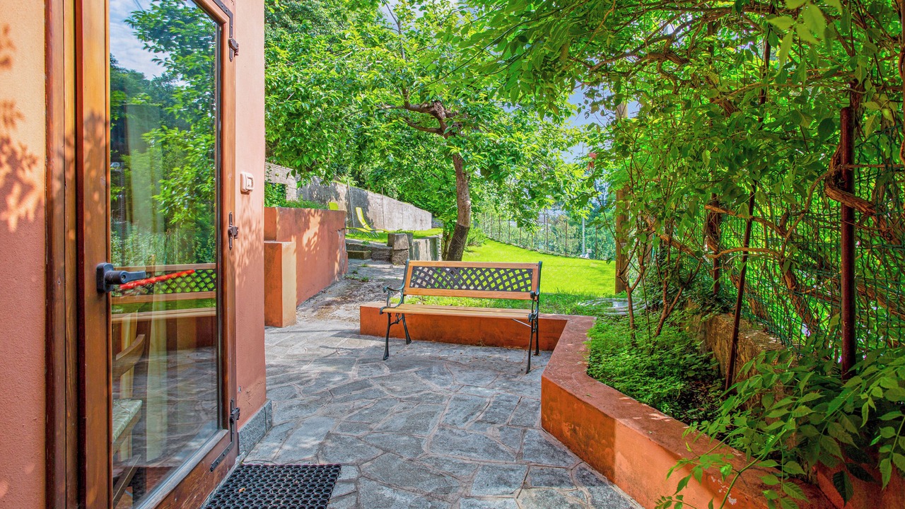 Photo of Patio Balcony in Civate